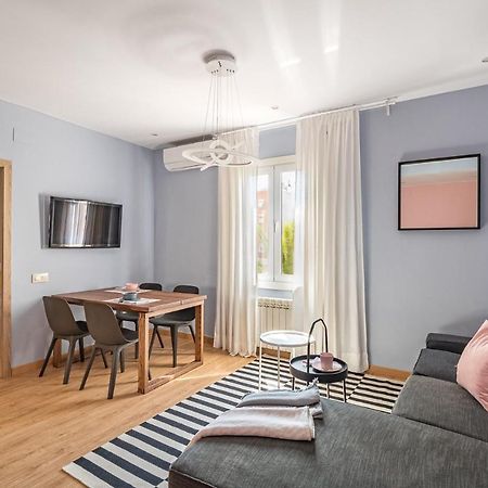 Three Bedrooms Apartment Barcelona Eksteriør billede