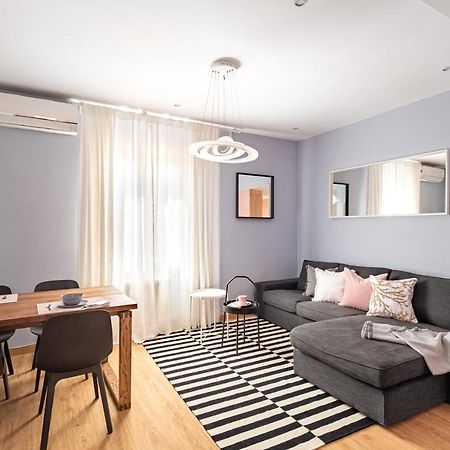 Three Bedrooms Apartment Barcelona Eksteriør billede