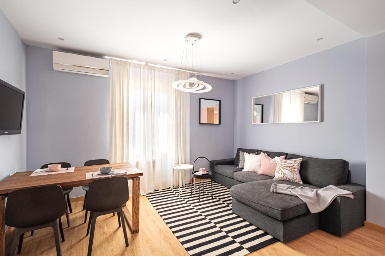Three Bedrooms Apartment Barcelona Eksteriør billede