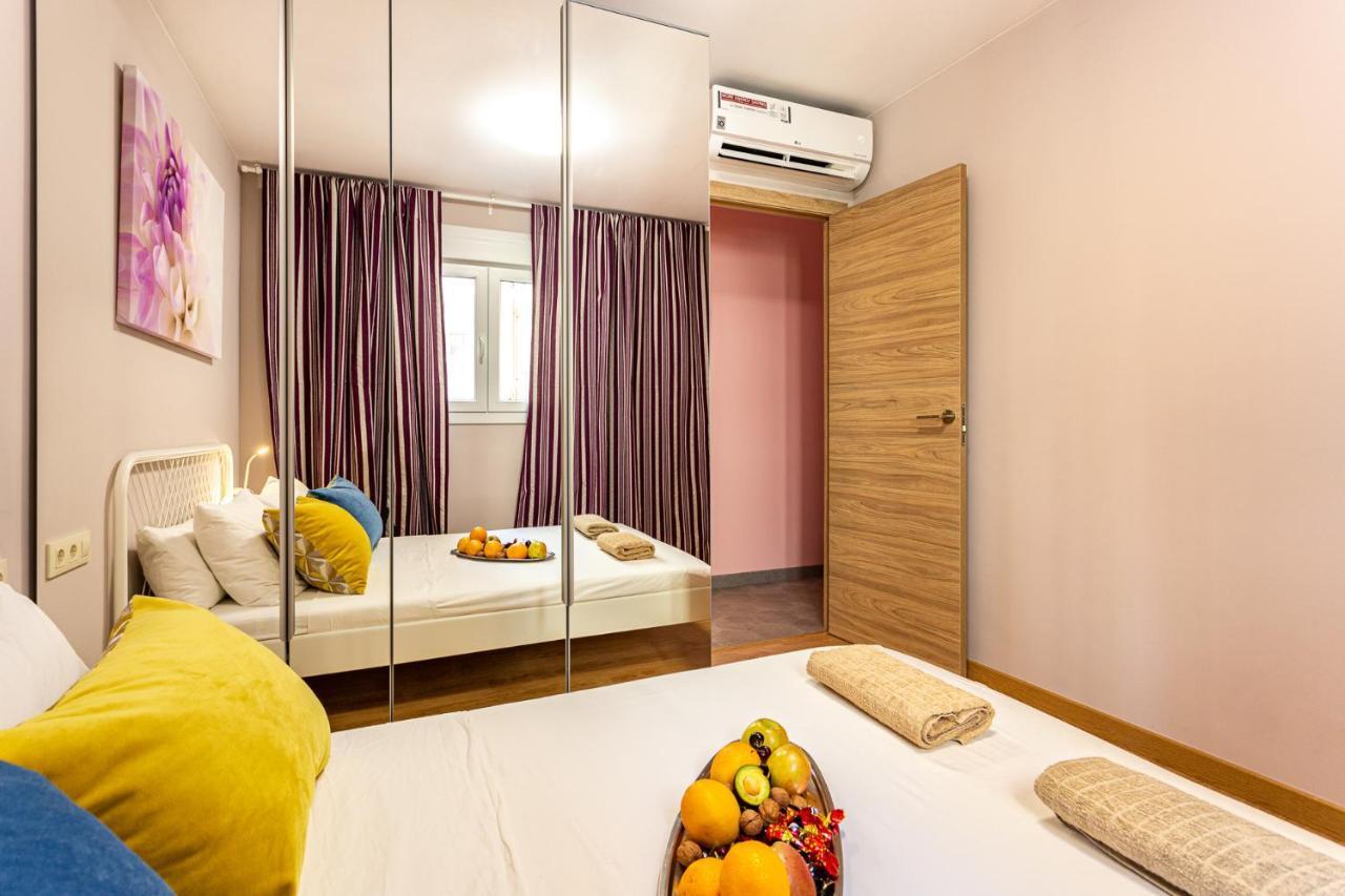 Three Bedrooms Apartment Barcelona Eksteriør billede