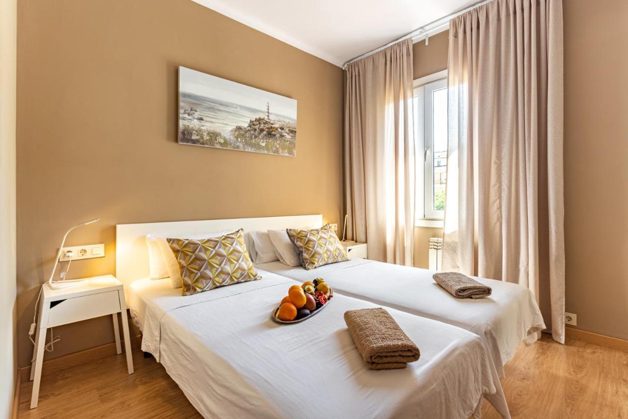 Three Bedrooms Apartment Barcelona Eksteriør billede
